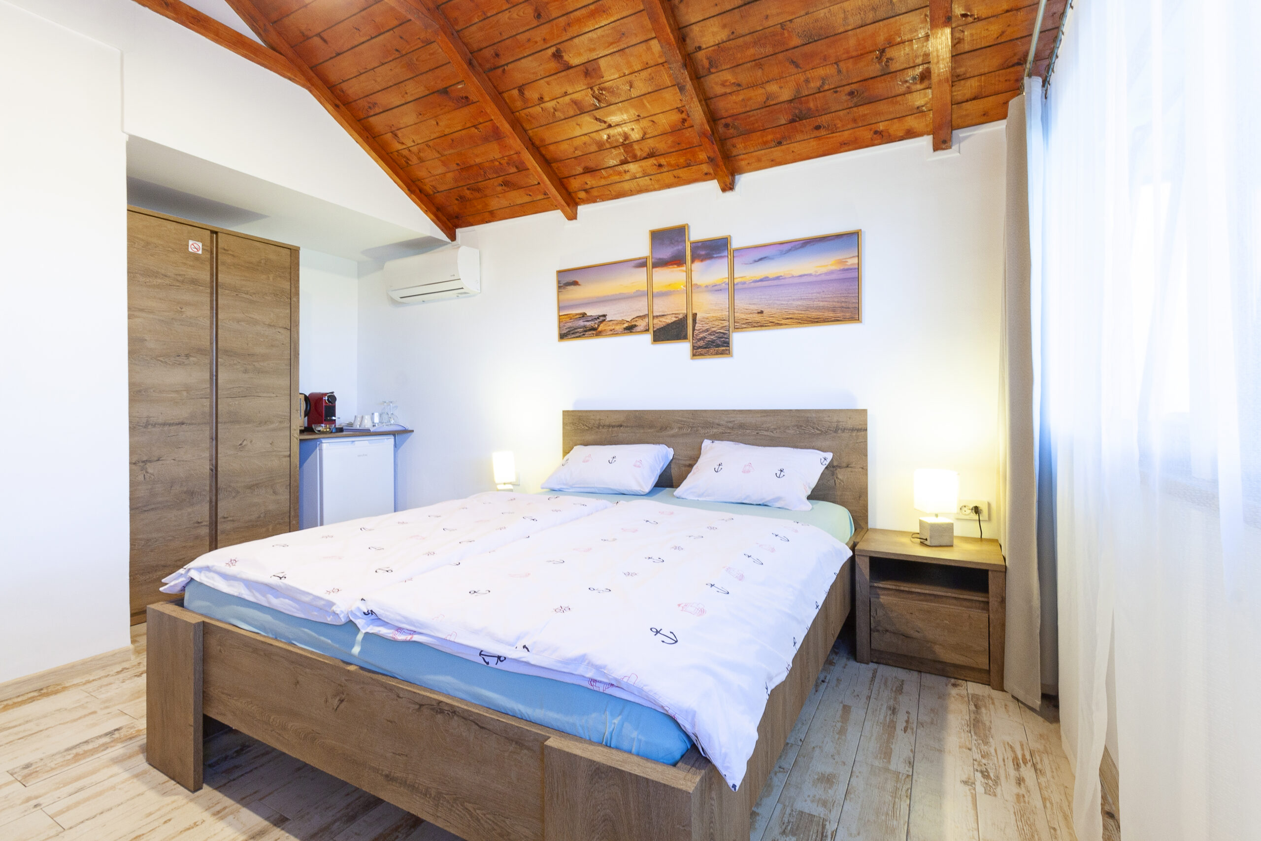 camera dubla casa ana vama veche 2